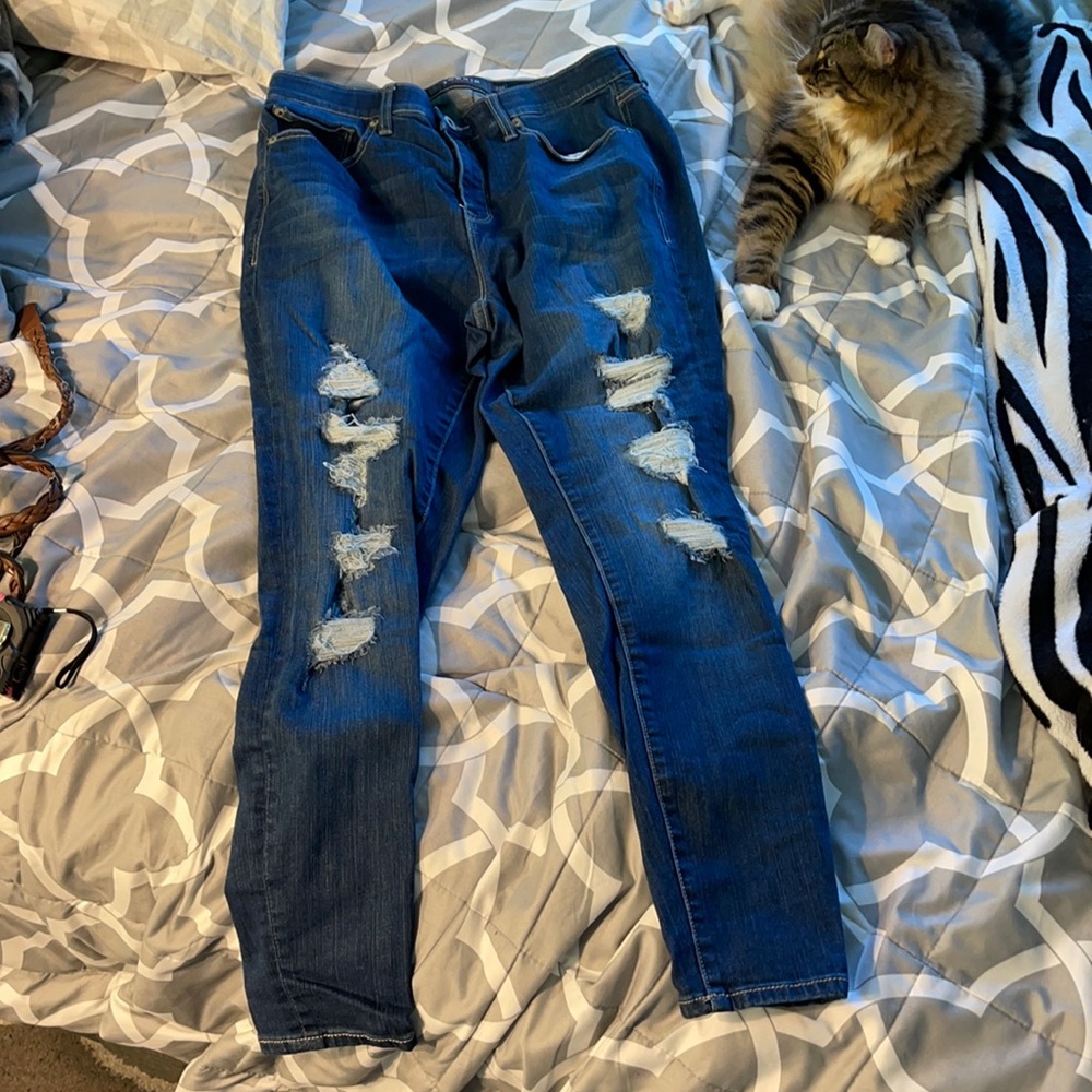 Torrid propounded sky high distressed skinny jeans